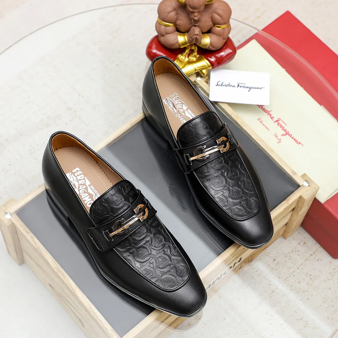 Men's shoes 💰600 🕷🕷🐂【Ferragamo】 Popular fashionable casual shoes🇨🇳Official website counter 1:1 production, original mold opening💯Good quality can be seen, imported high-end first-layer pebbled calfskin, water-dyed🐂leather lining🌿very clear texture, high-quality waterproof, non-slip and wear-resistant outsole🎋high quality and low price, truly handmade🍓, 2 colors available! Code number 38-44 (45. To be customized)